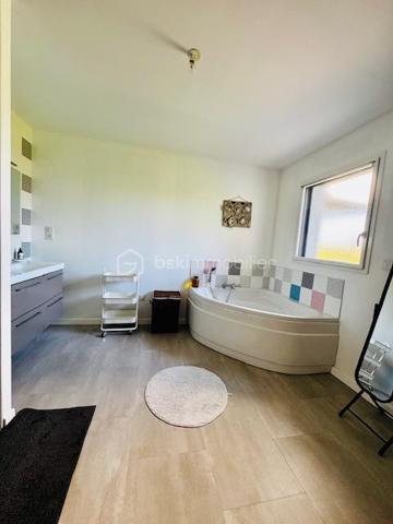Maison contemporaine de 257 m²