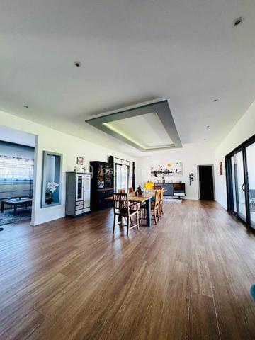 Maison contemporaine de 257 m²