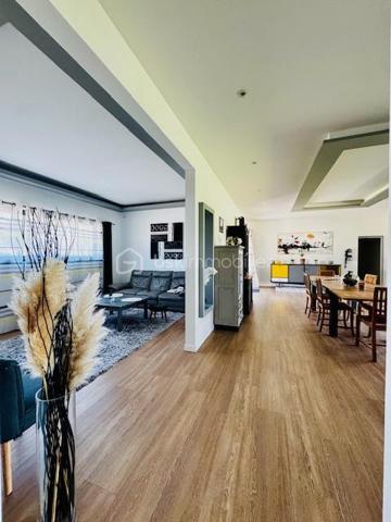 Maison contemporaine de 257 m²
