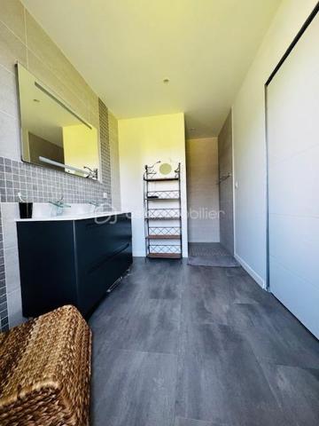 Maison contemporaine de 257 m²