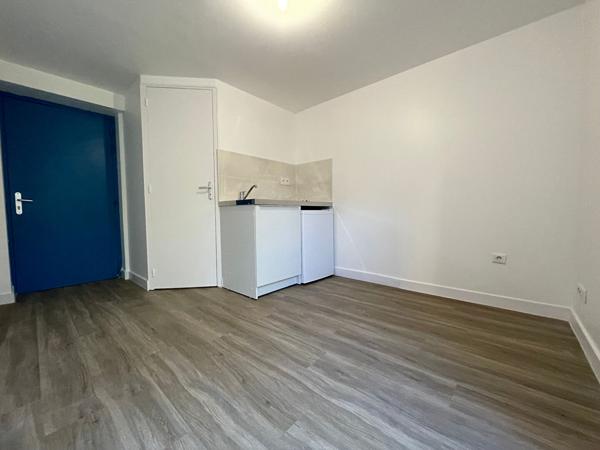 Appartement à louer Rennes : 1 pièces, 10m² avec 0 chambre(s) à 312€ - AJP Immobilier Rennes Nord