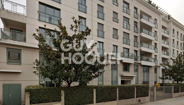 Box fermé simple - Prox. Hénon