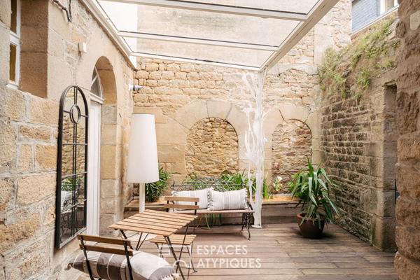 Maison de caractère avec jardin intime à proximité du port