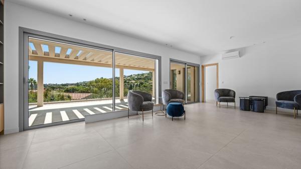 Vente Villa de luxe Les Issambres 7 Pièces 180 m²