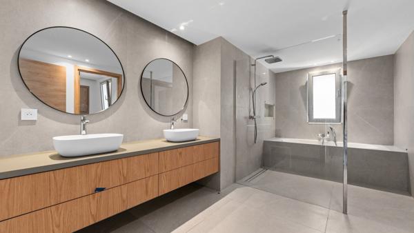 Vente Villa de luxe Les Issambres 7 Pièces 180 m²