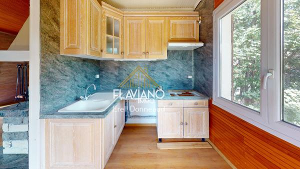 Maison avec T2 au rez-de-chaussée total 110 M2