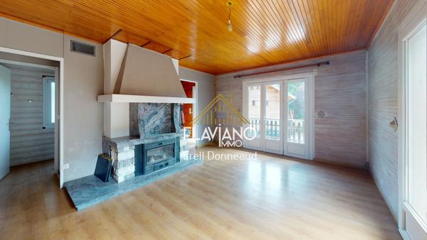 Maison avec T2 au rez-de-chaussée total 110 M2