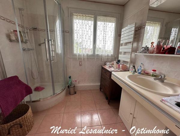 Maison familiale de 190 m² - 6 chambres - proximité du centre-ville et écoles