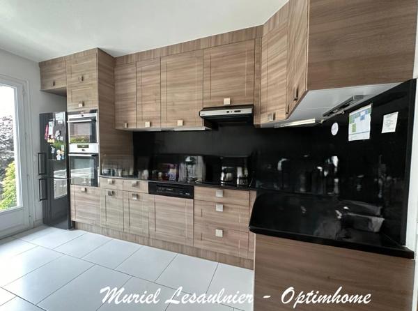 Maison familiale de 190 m² - 6 chambres - proximité du centre-ville et écoles