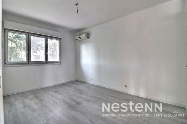 Maison Manissieux, 238m2, 8 pièces, 5 chambres, piscine, studio indépendant