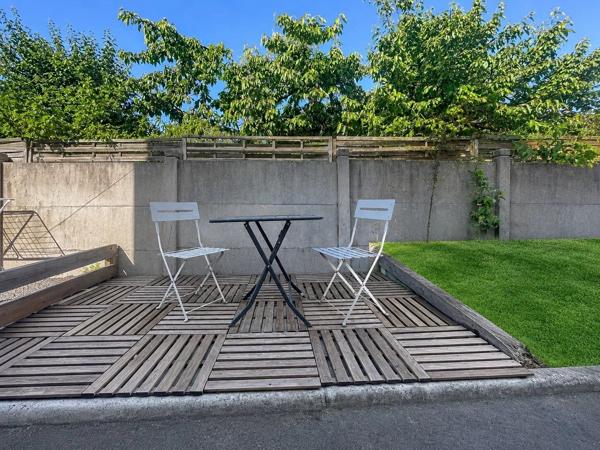 Location                                                      Maison
                        
                     3 pièces                      41 m2                     à Rueil-Malmaison