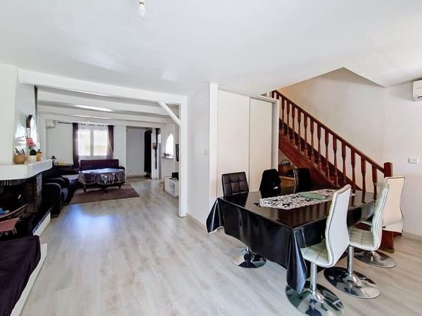 Maison 235 900 € Les Mureaux 6 p 99 m² DPE D