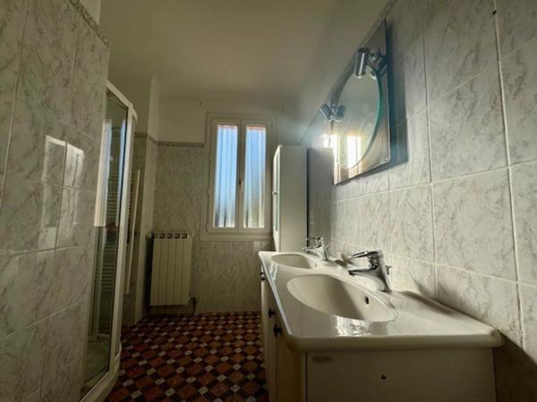 Maison à vendre 7 pièces ALES (30)