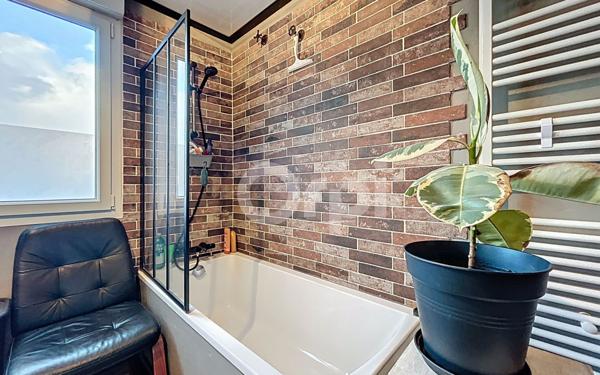 Maison à vendre    5 pièces •  Saint-Renan