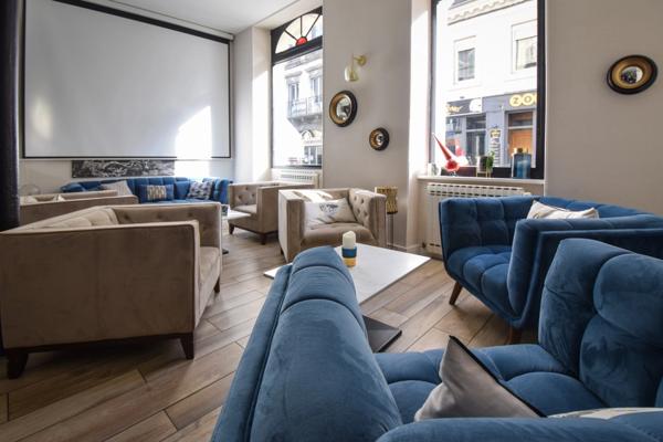 Dpt Hautes Pyrénées (65), à vendre proche de LUZ SAINT SAUVEUR Hôtel - Restaurant