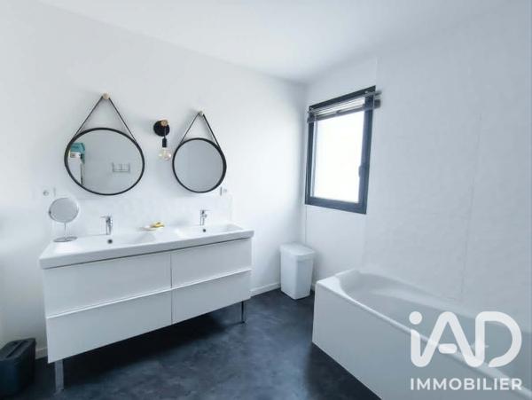 Maison à vendre 6 pièces 148 m² La Chapelle-des-Fougeretz