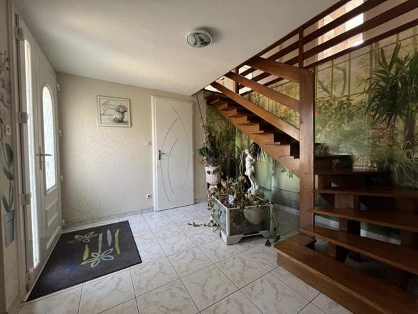 Maison à vendre 232 170 € Aiffres 5 p 110 m² DPE D