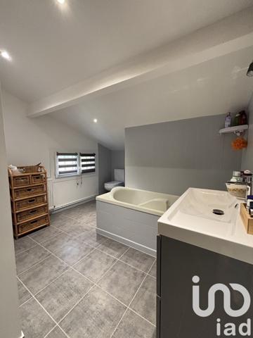 Maison à vendre 6 pièces 122 m² Carignan-de-Bordeaux