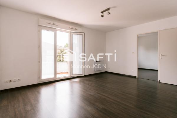 Appartement F2 avec balcon, cave et parking