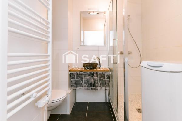 Appartement F2 avec balcon, cave et parking