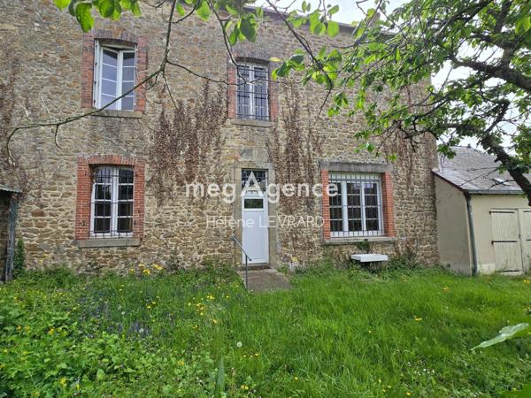 Maison à SAINTE-GEMMES-LE-ROBERT, 53600 - 5 pièces 113m²