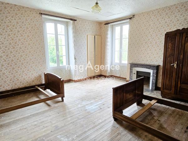 Maison à SAINTE-GEMMES-LE-ROBERT, 53600 - 5 pièces 113m²