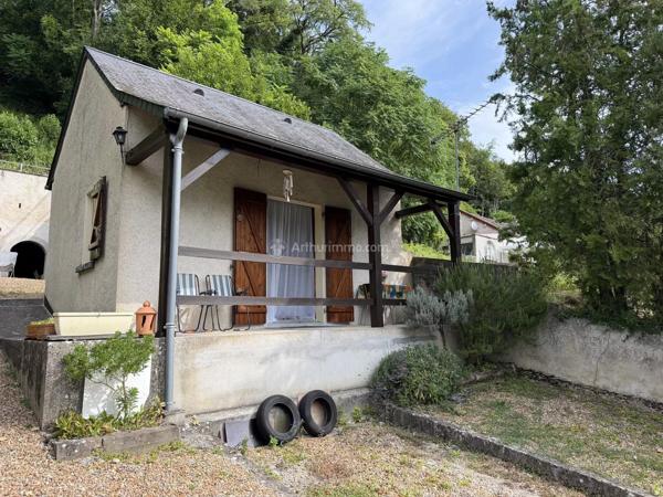 Vente                                                      Appartement
                        
                     2 pièces                      25 m2                     à La Chartre-sur-le-Loir
