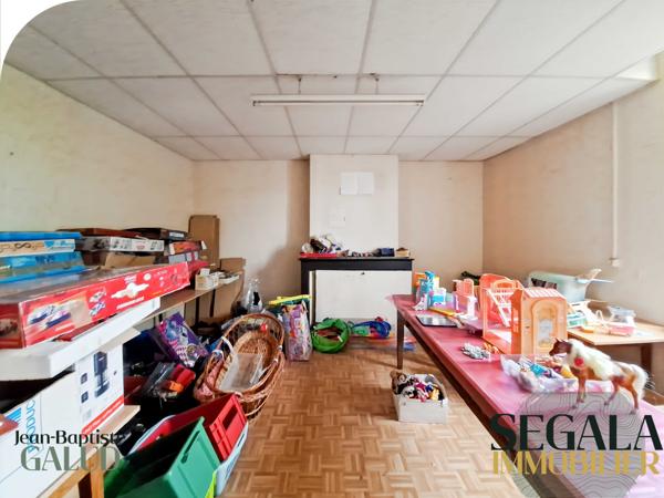 Immeuble dans le centre ville de Carmaux - 650 m² au sol