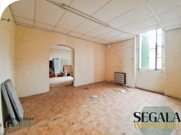 Immeuble dans le centre ville de Carmaux - 650 m² au sol