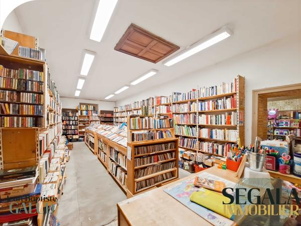 Immeuble dans le centre ville de Carmaux - 650 m² au sol