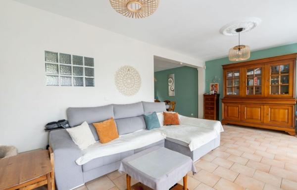 Maison semi-individuelle proche metro Lomme Bourg