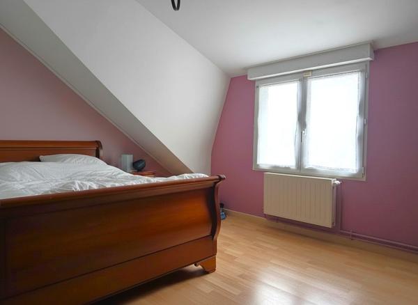 Maison semi-individuelle proche metro Lomme Bourg
