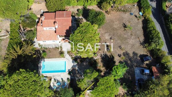 Chateauneuf Pré-Du-Lac : Villa 5 pièces avec piscine.