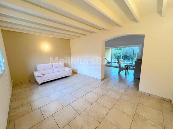 Villa plain-pied avec dépendance