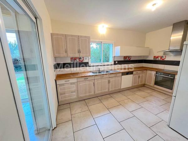 Villa plain-pied avec dépendance