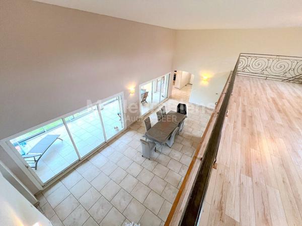 Villa plain-pied avec dépendance