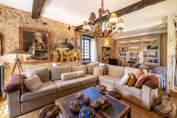 Vente Maison de luxe Vergt 15 Pièces 280 m²