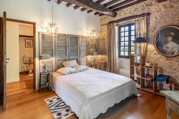 Vente Maison de luxe Vergt 15 Pièces 280 m²