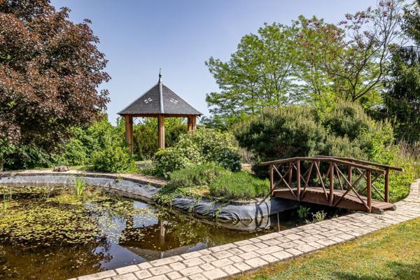 Vente Maison de luxe Vergt 15 Pièces 280 m²