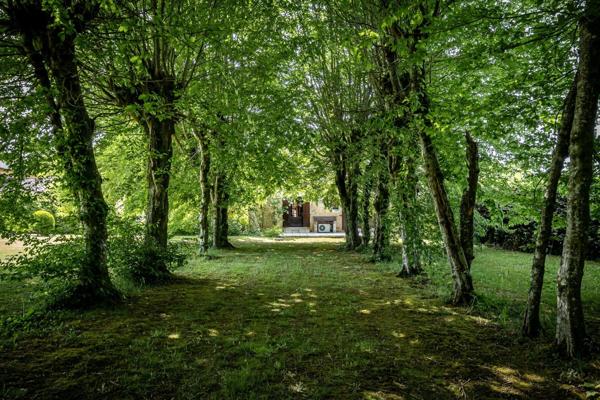 Vente Maison de luxe Vergt 15 Pièces 280 m²