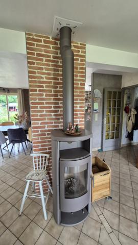Maison familiale avec dépendances sur plus de 4 000 m² au calme
