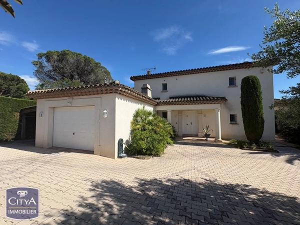 Maison à vendre 6 pièces 125m² Saint-Raphaël (83700)