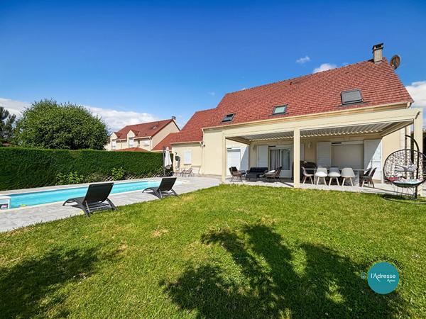 Maison Mennecy 7 pièce(s) 171 m2
