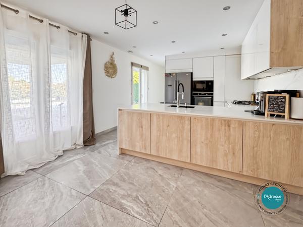 Maison Mennecy 7 pièce(s) 171 m2