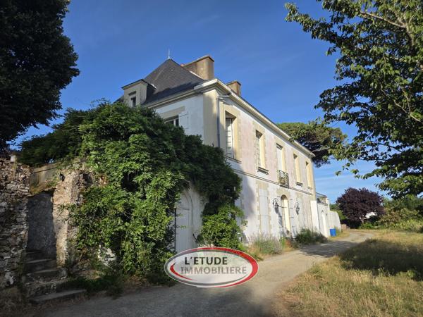 LE PELLERIN : proche bourg, le charme de l'ancien rénové, 100 m², 3 chambres et terrasse !