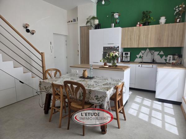 LE PELLERIN : proche bourg, le charme de l'ancien rénové, 100 m², 3 chambres et terrasse !