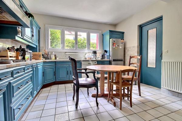 Maison Type Windsor Maurepas quartier des Bessières 6 pièces 152 m²