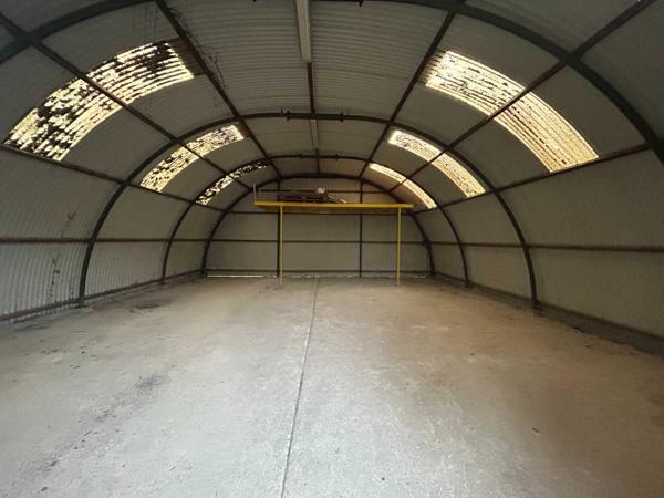 Location / Local Commercial