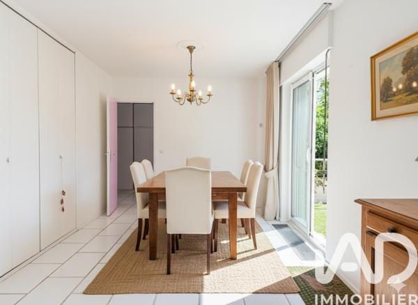 Maison à vendre 6 pièces 168 m² Le Chesnay-Rocquencourt