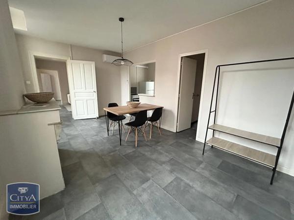 Appartement à louer 3 pièces 54.65m² Montélimar (26200)